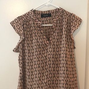 Lipslide goose print flutter sleeve blouse